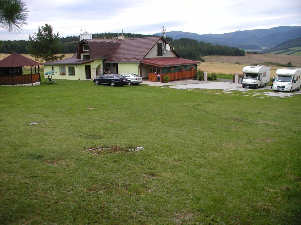 Penzion Dreveník Hotel Spišské Podhradie Buitenkant foto