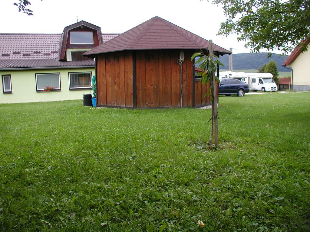 Penzion Dreveník Hotel Spišské Podhradie Buitenkant foto