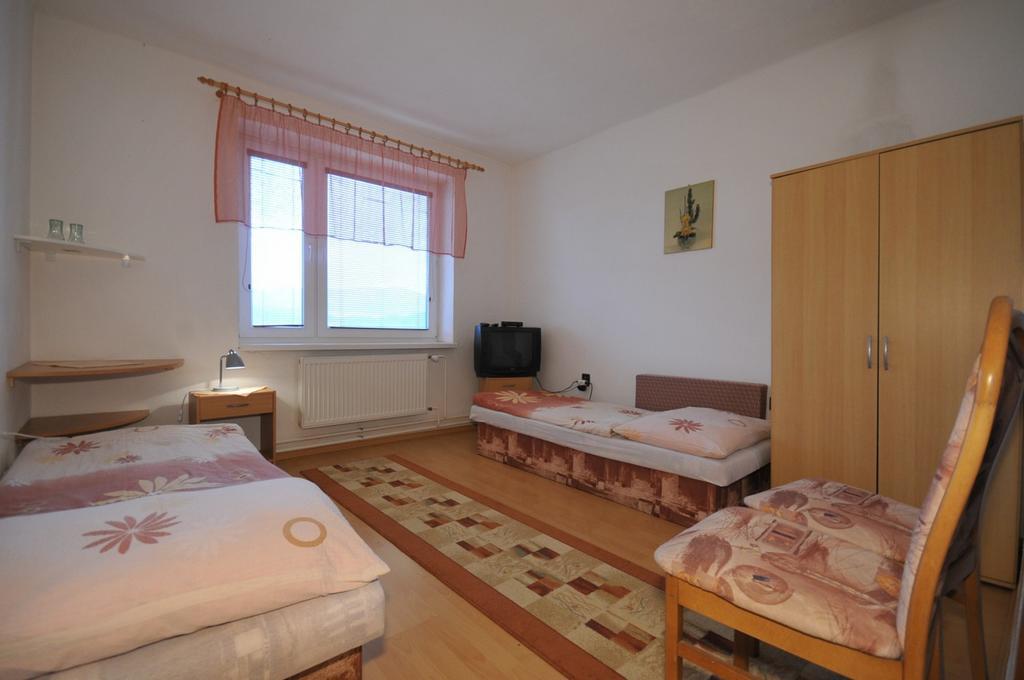 Penzion Dreveník Hotel Spišské Podhradie Buitenkant foto
